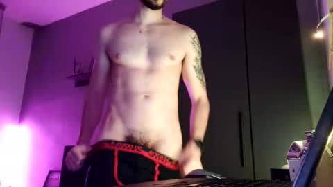 Snapshot of adrianohunt chatting on 02-08-26, 09:18 Adriano online show from 02-08-26, 09:18