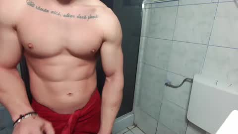 Snapshot of advp69 chatting on 01-14-25, 08:31 Mrrfitt online show from 01-14-25, 08:31