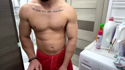 Snapshot of advp69 chatting on 10-17-25, 10:29 Mrrfitt online show from 10-17-25, 10:29