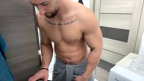 Snapshot of advp69 chatting on 11-20-25, 09:36 Mrrfitt online show from 11-20-25, 09:36