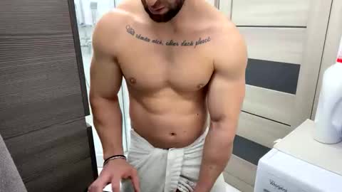 Snapshot of advp69 chatting on 12-02-25, 08:19 Mrrfitt online show from 12-02-25, 08:19