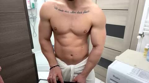 Snapshot of advp69 chatting on 02-19-26, 05:36 Mrrfitt online show from 02-19-26, 05:36