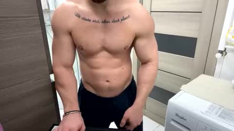 Snapshot of advp69 chatting on 03-01-26, 01:24 Mrrfitt online show from 03-01-26, 01:24