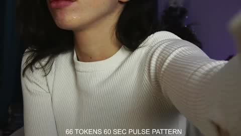 Snapshot of aelia_anara chatting on 12-22-24, 06:28 Aelia online show from 12-22-24, 06:28