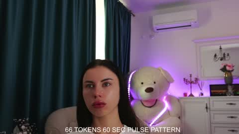 Snapshot of aelia_anara chatting on 01-08-25, 08:06 Aelia online show from 01-08-25, 08:06