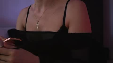 Snapshot of aelia_anara chatting on 06-06-26, 04:17 Aelia online show from 06-06-26, 04:17