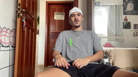 Luci online show from 09-20-25, 07:37