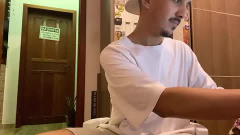 Luci online show from 11-03-25, 02:13