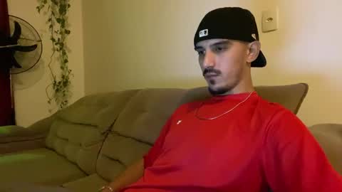 Snapshot of aelucius chatting on 04-29-26, 02:37 Luci online show from 04-29-26, 02:37