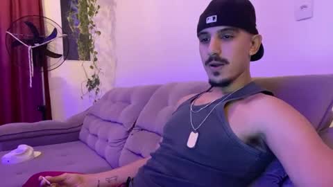 Snapshot of aelucius chatting on 06-10-26, 02:12 Luci online show from 06-10-26, 02:12