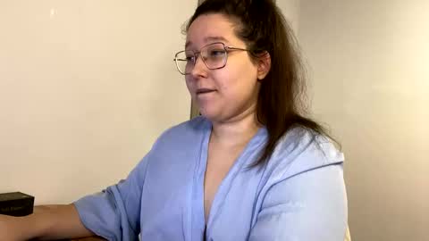 Snapshot of aemilialust chatting on 02-06-26, 09:07 aemilialust online show from 02-06-26, 09:07