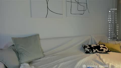 Snapshot of aesthetics_tease chatting on 05-04-26, 05:25 Naomi My instagram account - teasing naomi online show from 05-04-26, 05:25