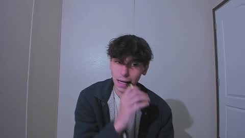 Niko online show from 01-06-25, 04:13