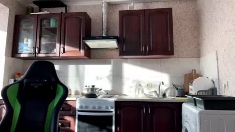 vegans taste better online show from 12-26-24, 08:18