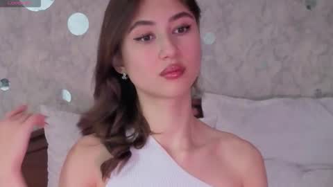 Snapshot of affiinalovsx chatting on 11-21-25, 06:01 AffiinaLovsx online show from 11-21-25, 06:01