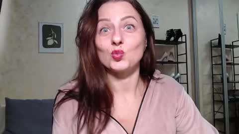 Snapshot of afi_black_coffee chatting on 02-10-25, 10:42 afi_black_coffee online show from 02-10-25, 10:42