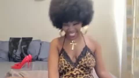 AfricanSquirtQueen online show from 07-25-26, 10:02