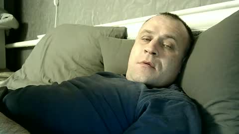 Snapshot of afonya342 chatting on 02-02-25, 06:42 Sasha online show from 02-02-25, 06:42
