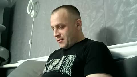 Snapshot of afonya342 chatting on 02-18-25, 06:04 Sasha online show from 02-18-25, 06:04