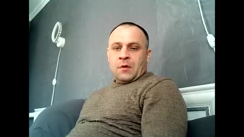 Snapshot of afonya342 chatting on 02-25-25, 08:47 Sasha online show from 02-25-25, 08:47