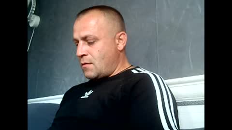 Snapshot of afonya342 chatting on 09-20-25, 07:09 Sasha online show from 09-20-25, 07:09