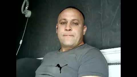 Snapshot of afonya342 chatting on 10-12-25, 05:28 Sasha online show from 10-12-25, 05:28