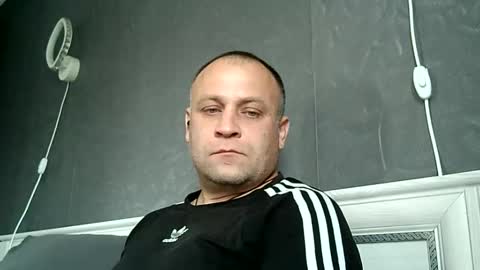 Snapshot of afonya342 chatting on 10-18-25, 06:16 Sasha online show from 10-18-25, 06:16