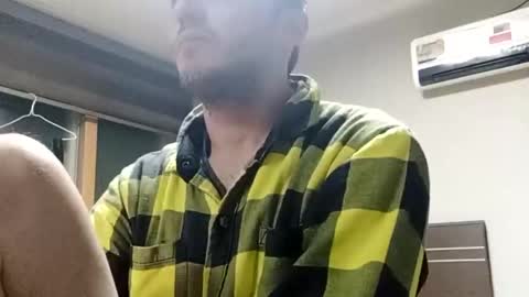 Snapshot of afpafp chatting on 12-21-25, 05:31 Brad online show from 12-21-25, 05:31