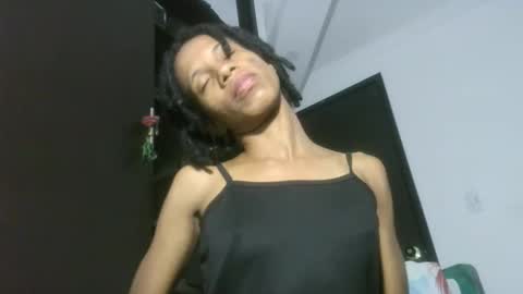 Snapshot of africadeluxe chatting on 01-01-25, 10:13 Africa online show from 01-01-25, 10:13