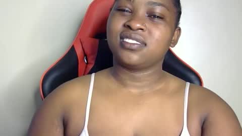 stella online show from 12-02-25, 02:01