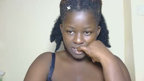 Snapshot of african_sluttygal chatting on 12-02-25, 07:31 african_sluttygal online show from 12-02-25, 07:31
