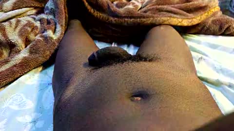 Snapshot of africangunman chatting on 10-23-25, 08:24 Gunman online show from 10-23-25, 08:24