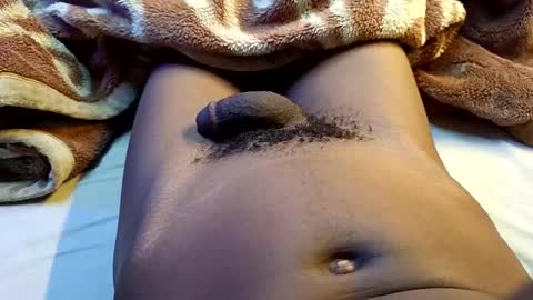 Snapshot of africangunman chatting on 11-09-25, 11:03 Gunman online show from 11-09-25, 11:03