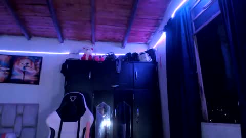 Snapshot of afrodita096 chatting on 02-22-25, 03:45 afrodita096 online show from 02-22-25, 03:45