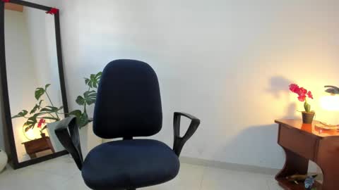 Snapshot of afrodita3123 chatting on 09-22-25, 03:14 Lorena online show from 09-22-25, 03:14