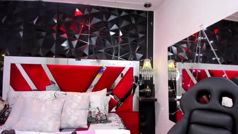 Snapshot of afroditagreenn chatting on 02-05-25, 10:12 Afrodita online show from 02-05-25, 10:12