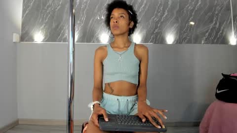 Snapshot of afroditagreenn chatting on 02-23-25, 09:26 Afrodita online show from 02-23-25, 09:26