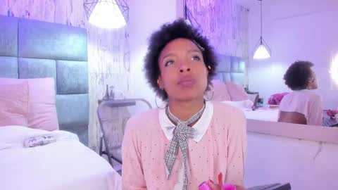 Snapshot of afroditagreenn chatting on 03-02-25, 07:34 Afrodita online show from 03-02-25, 07:34