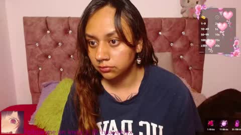 Snapshot of afroditaunu chatting on 03-15-26, 03:01 Cris owo online show from 03-15-26, 03:01