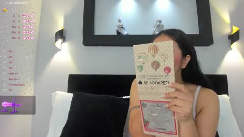 Snapshot of afrodytasky chatting on 12-15-24, 01:32 A F R O D I T A online show from 12-15-24, 01:32