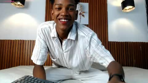 afrowayuu online show from 05-18-26, 05:52