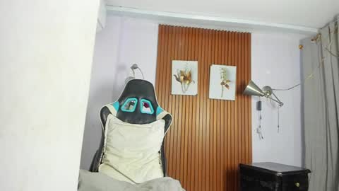 afrowayuu online show from 06-27-26, 11:04