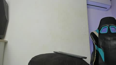 afrowayuu online show from 06-27-26, 12:22