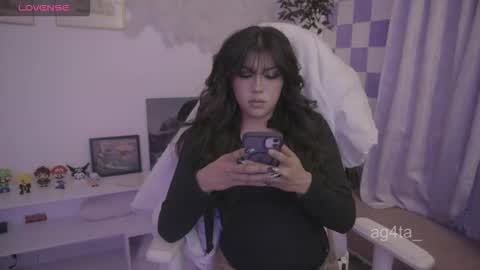 Snapshot of ag4ta_ chatting on 09-21-25, 01:07 Agata online show from 09-21-25, 01:07