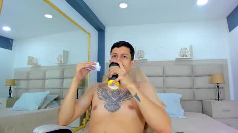 Snapshot of agarevans chatting on 12-19-25, 05:03 AGAR online show from 12-19-25, 05:03