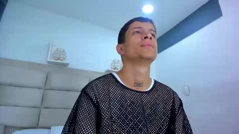 Snapshot of agarevans chatting on 12-22-25, 03:58 AGAR online show from 12-22-25, 03:58