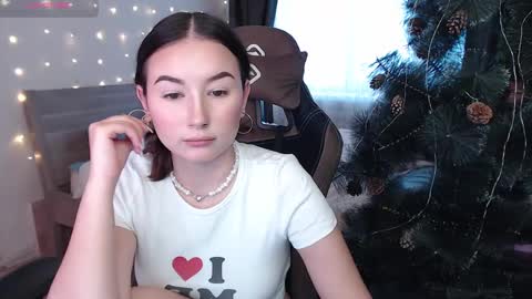 Snapshot of agata_cherry chatting on 12-26-24, 08:07 Eva online show from 12-26-24, 08:07