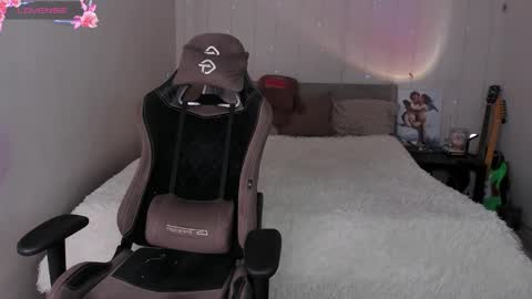 Snapshot of agata_cherry chatting on 12-05-25, 07:50 Eva online show from 12-05-25, 07:50