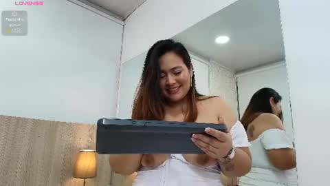 Agata Hernandez online show from 06-25-26, 05:12