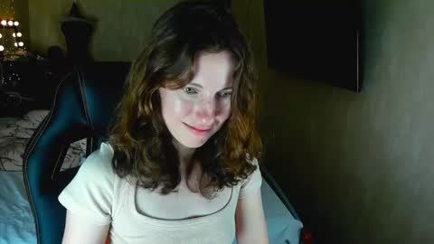 agata_in_wonderland online show from 10-08-25, 02:36